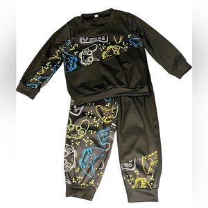 Shein 2-Piece Multicolored Gamer Graphic Pullover & Sweatpants Set